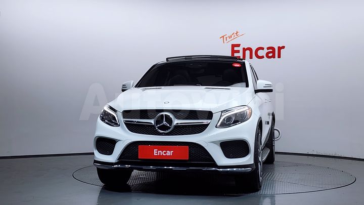 Mercedes Benz GLE Class 2017 — 3