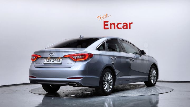 Hyundai Sonata 2015 — 2