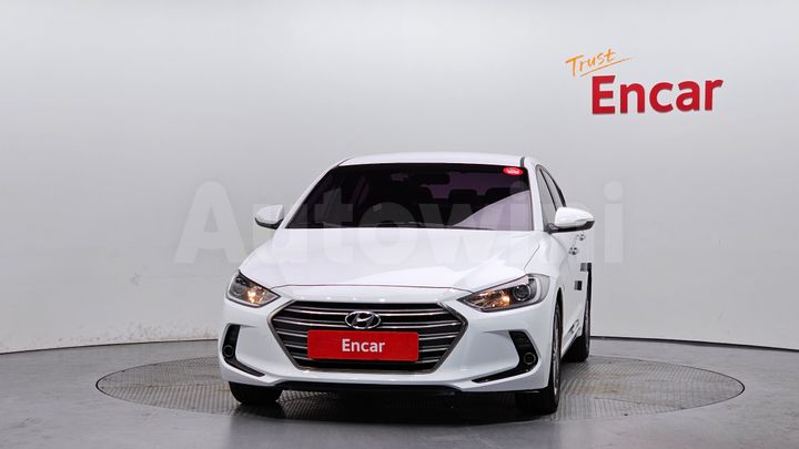 Hyundai Avante 2017 — 3