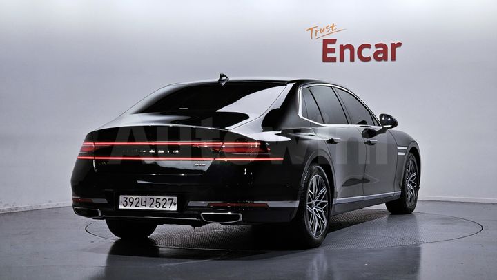 Genesis G90 2024 — 2
