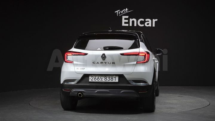 Renault Captur 2020 — 3