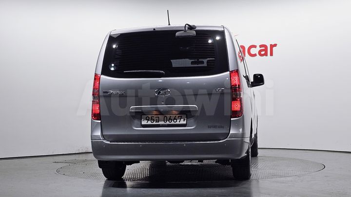 Hyundai Starex 2017 — 4