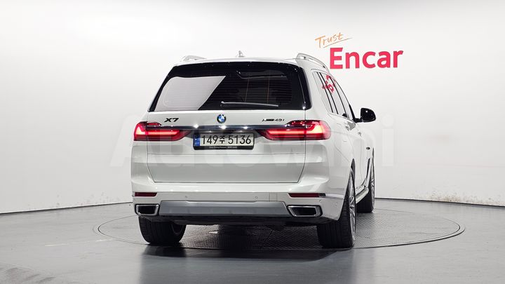 BMW X7 2021 — 5