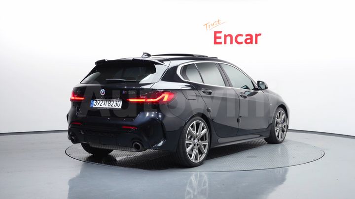 BMW 1 Series 2022 — 2