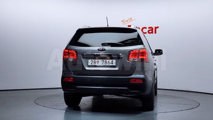 Kia Sorento 2011 — 4