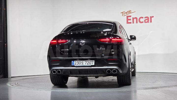 Mercedes Benz GLE Class 2024 — 4
