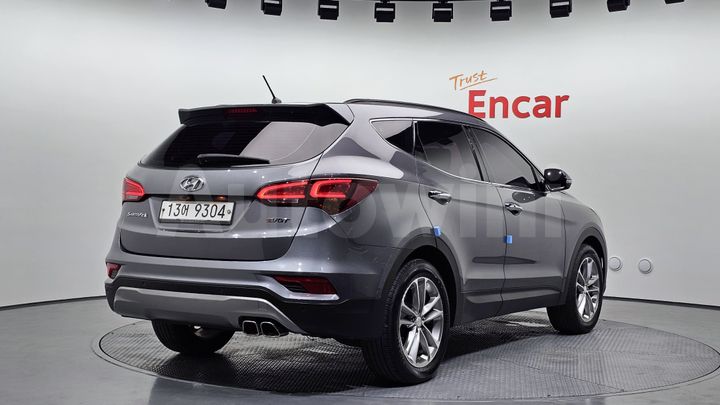 Hyundai SantaFe 2016 — 2
