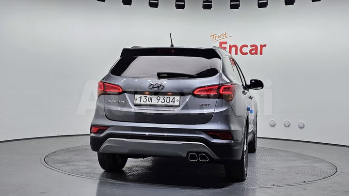 Hyundai SantaFe 2016 — 4