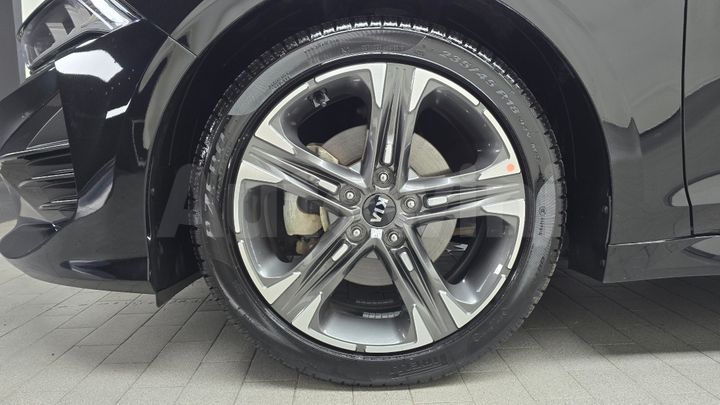 Kia K5 2021 — 5
