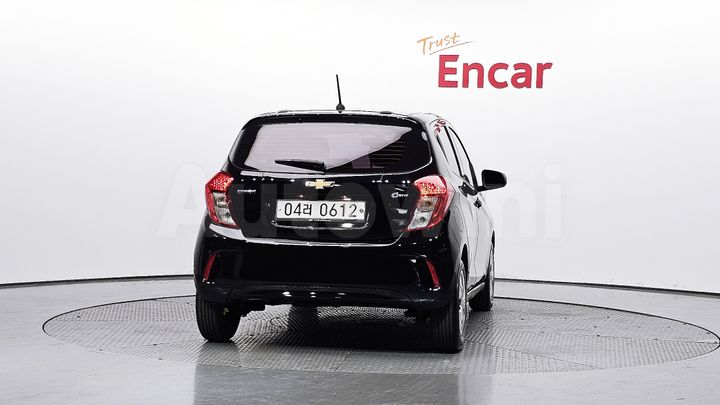 Chevrolet Spark 2017 — 3