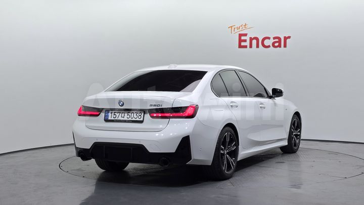 BMW 3 Series 2023 — 2