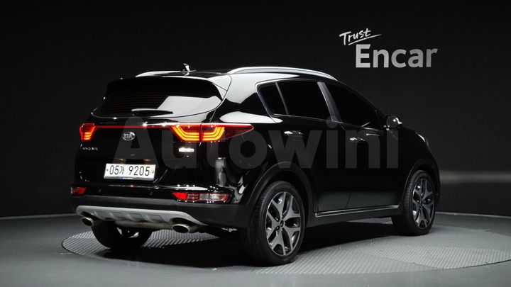Kia Sportage 2018 — 2