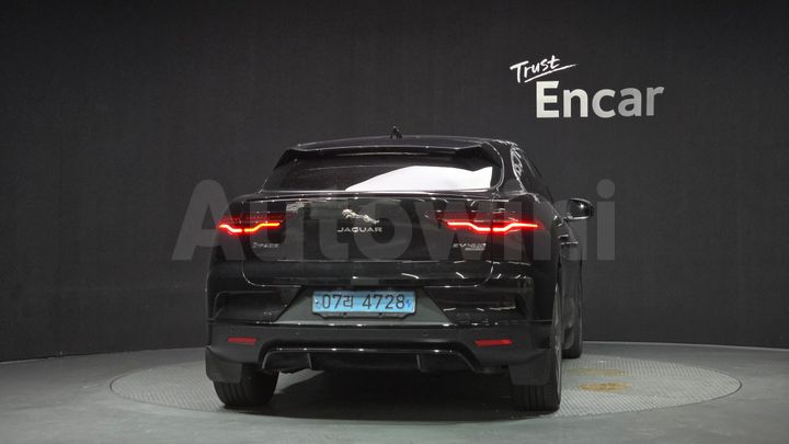 Jaguar I PACE 2020 — 4