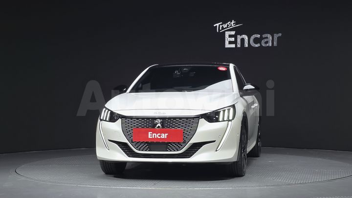 Peugeot 208 2021 — 3