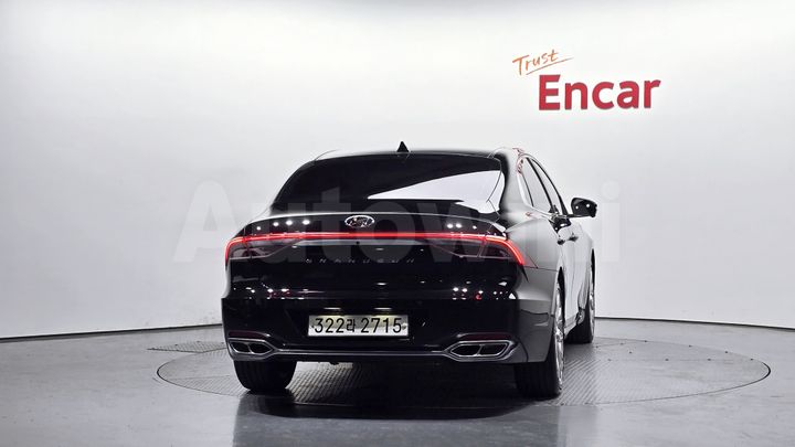 Hyundai Grandeur 2022 — 3