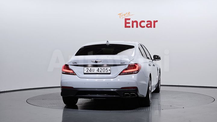 Genesis G70 2019 — 4