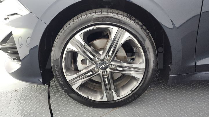 Kia K5 2023 — 5