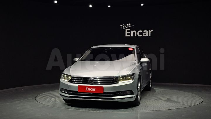 Volkswagen Passat 2018 — 3