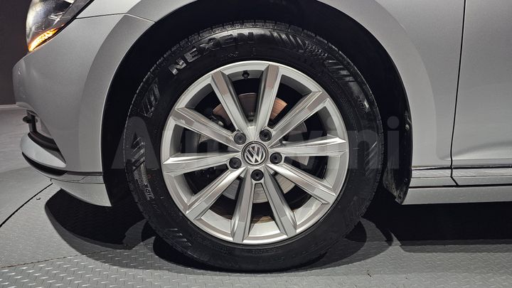Volkswagen Passat 2018 — 5