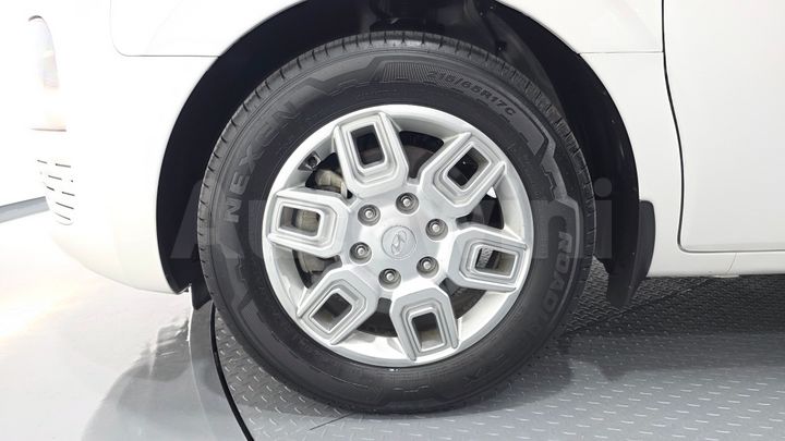 Hyundai Staria 2022 — 5