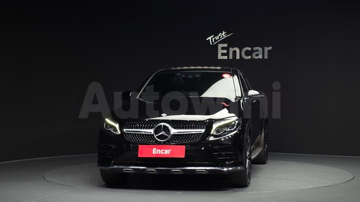 Mercedes Benz GLC Class 2018 — 3