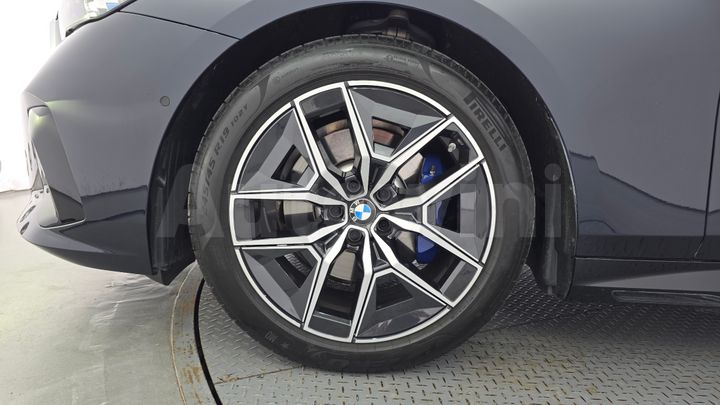 BMW 5 Series 2025 — 5