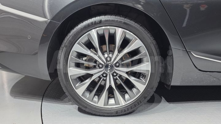 Kia K8 2022 — 5