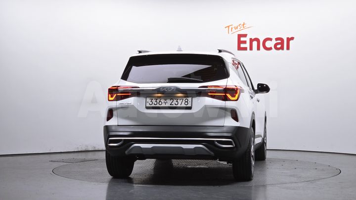 Kia Seltos 2023 — 3