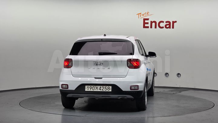 Hyundai Venue 2020 — 4
