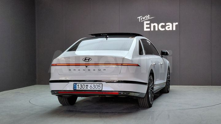 Hyundai Grandeur 2023 — 4