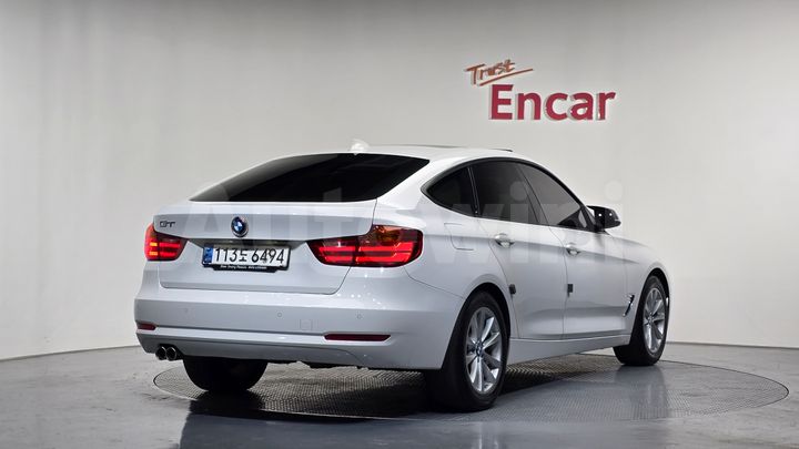BMW 3 Series 2016 — 2