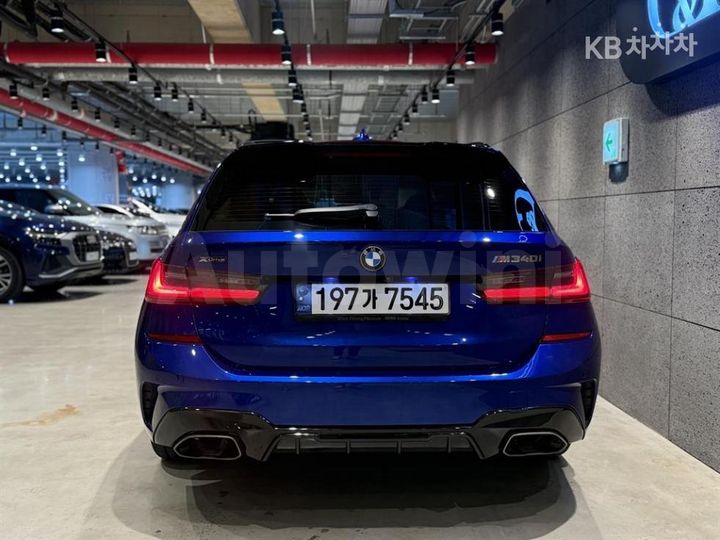 BMW 3 Series 2021 — 4