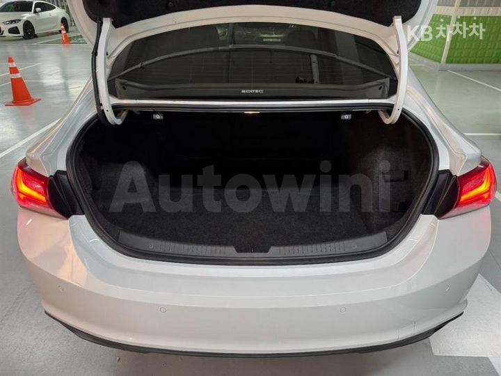Chevrolet Malibu 2019 — 5
