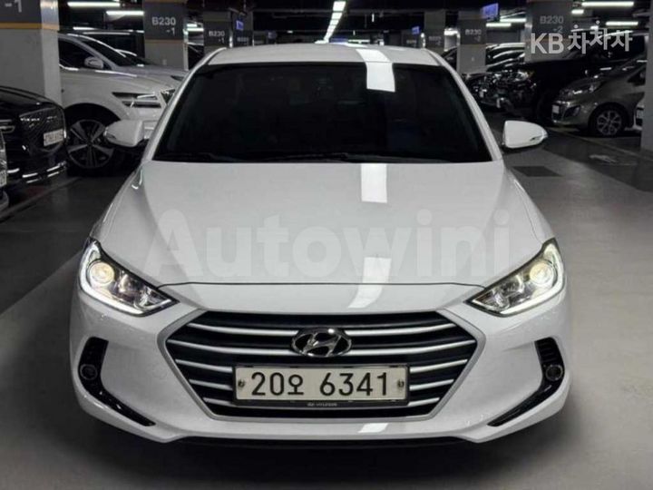 Hyundai Avante 2018 — 2