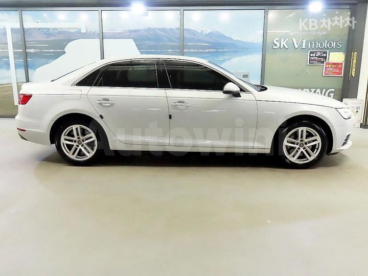 Audi A4 2016 — 3