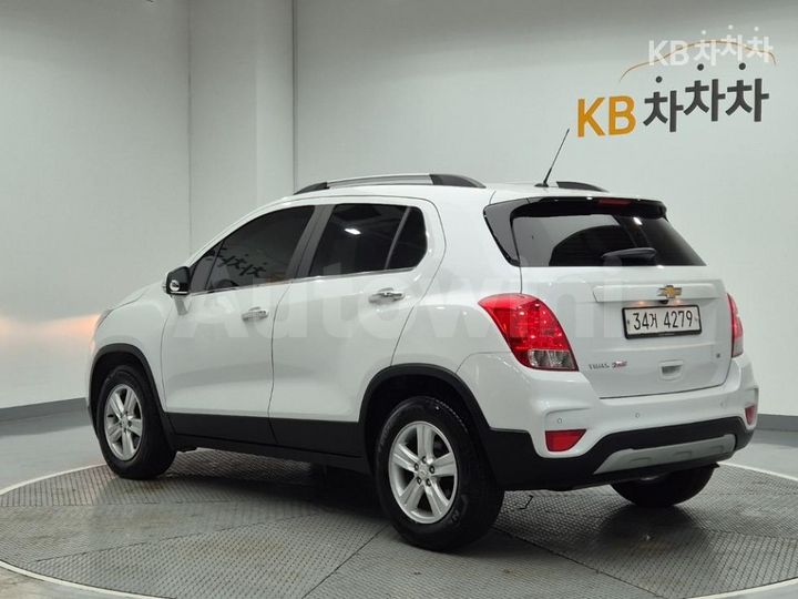 Chevrolet Trax 2017 — 2