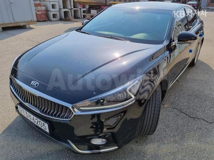 Kia K7 2017 — 2