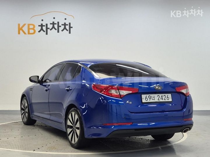 Kia K5 2012 — 2