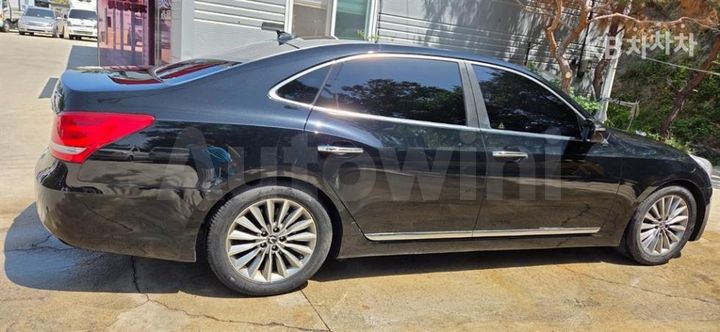 Hyundai Equus 2014 — 3