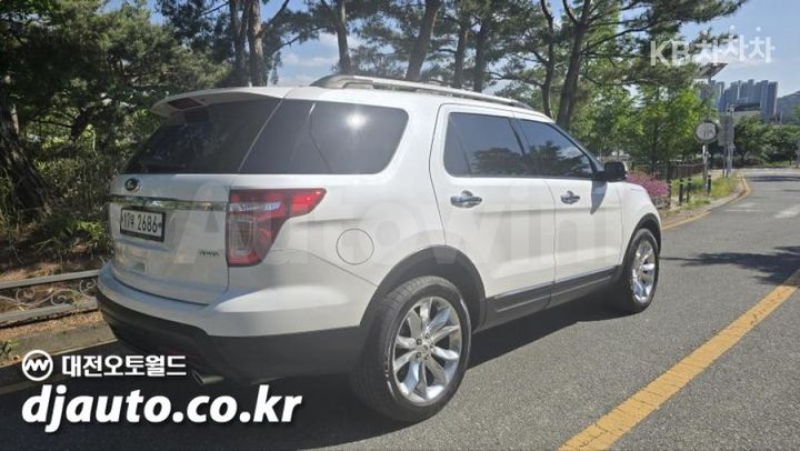 Ford Explorer 2014 — 5