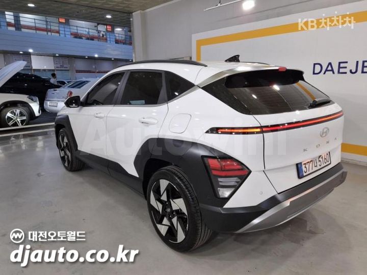 Hyundai Kona 2026 — 4