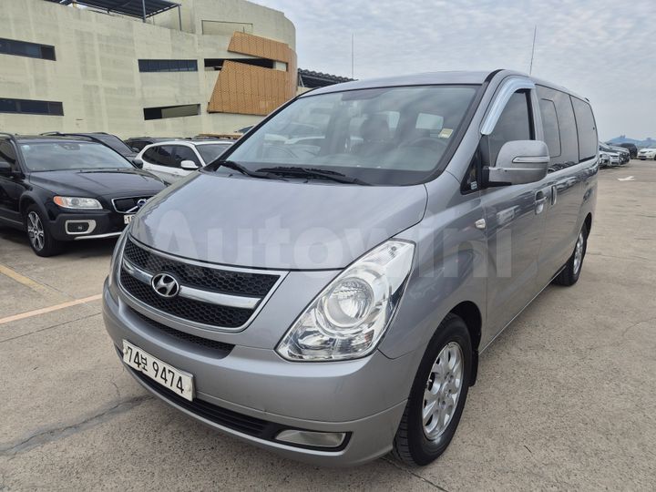 Hyundai Starex 2014 — 2