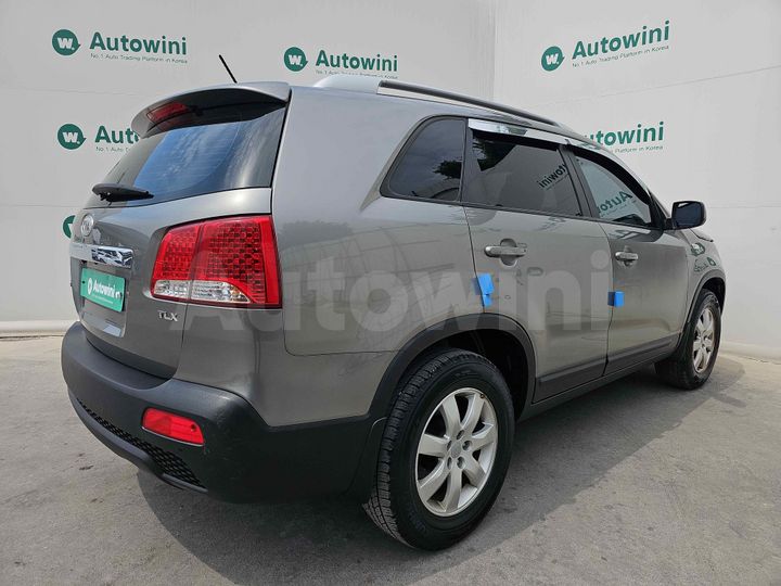 Kia Sorento 2010 — 5