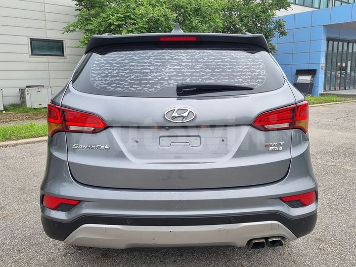 Hyundai SantaFe 2016 — 4