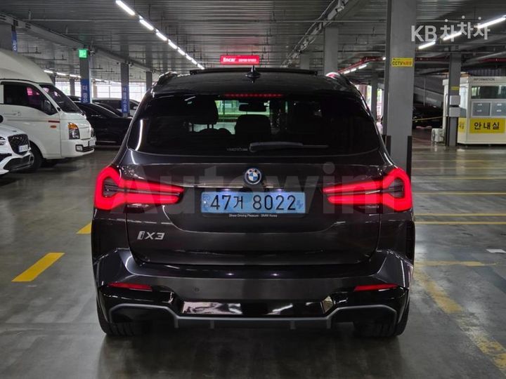 BMW iX3 2022 — 4