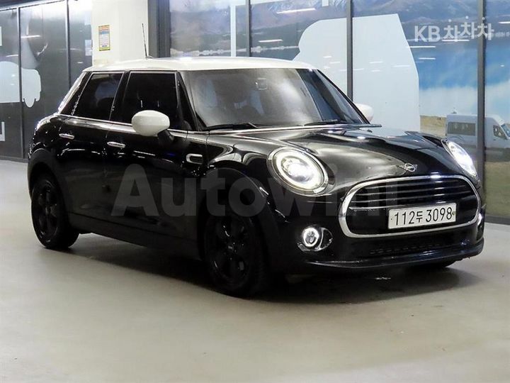 Mini Cooper 2020 — 2