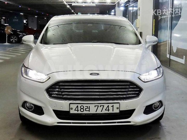 Ford Mondeo 2015 — 2