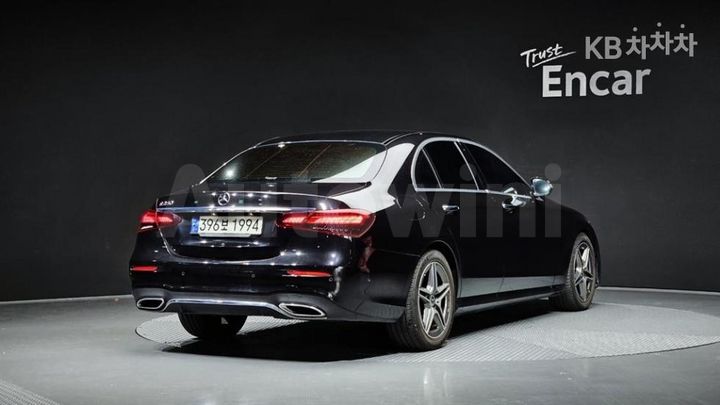 Mercedes Benz E Class