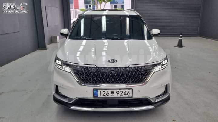 Kia Carnival 2021 KNANE81BBMS098784 — 3