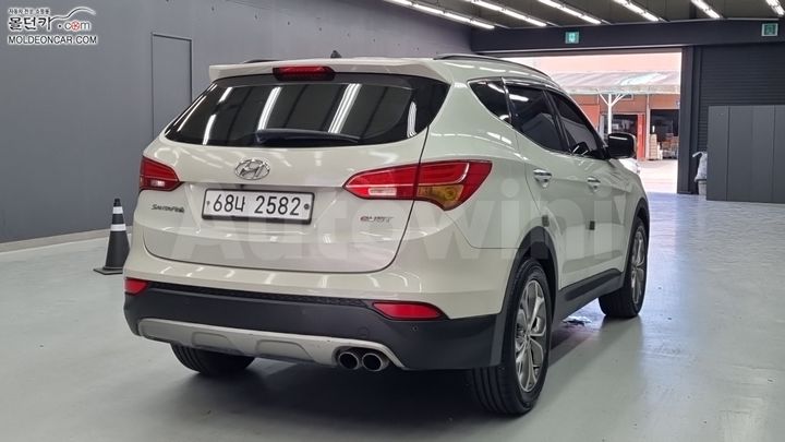 Hyundai SantaFe 2013 — 2
